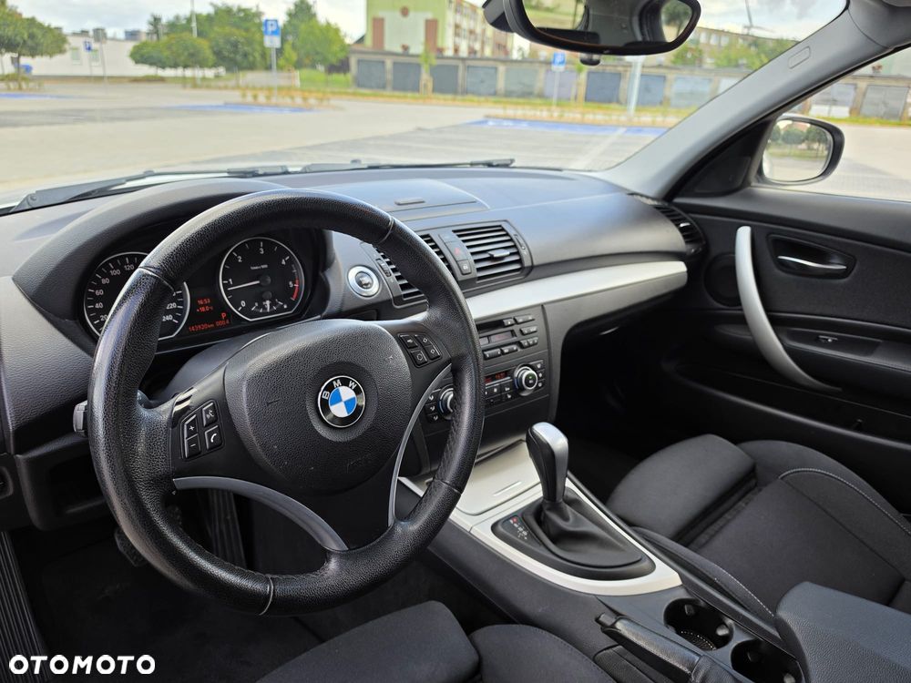 BMW Seria 1 118d - 10