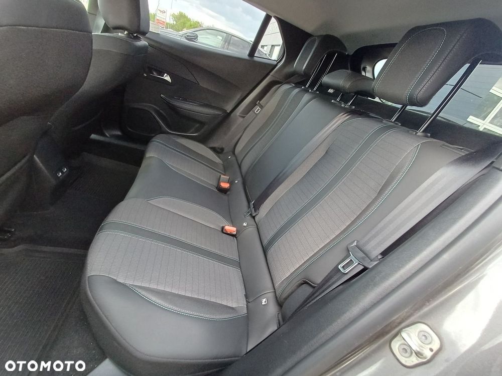 Peugeot 2008 1.2 PureTech Allure Pack S&S EAT8 - 30