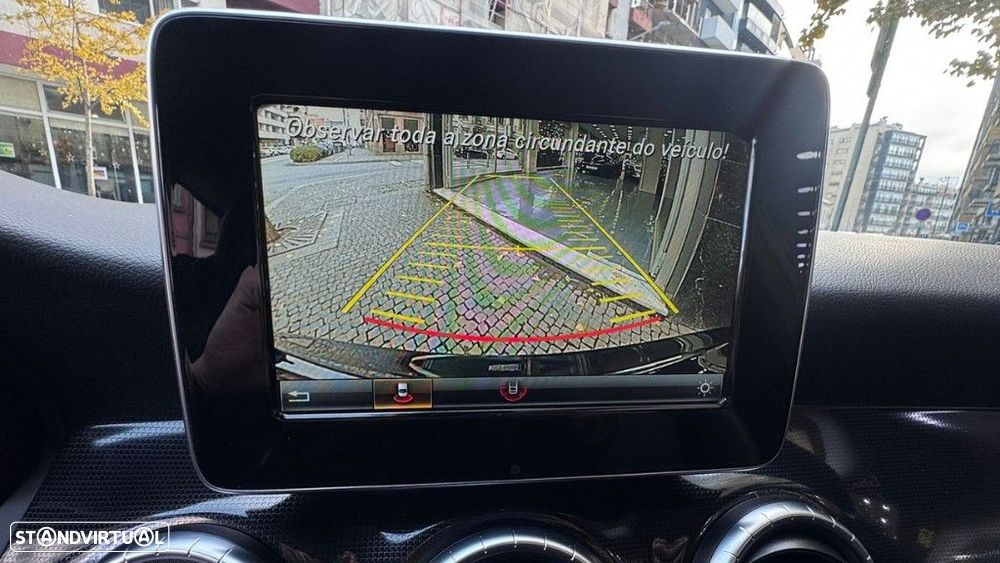 Mercedes-Benz CLA 180 d Shooting Brake - 17