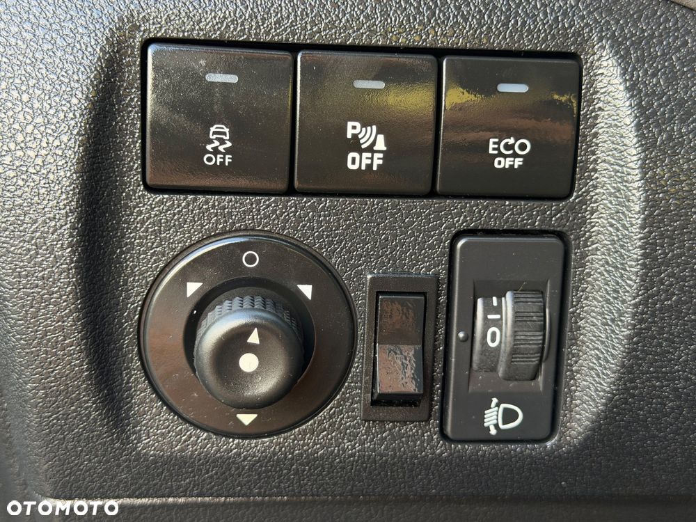 Citroën Berlingo Multispace e-HDi 90 FAP EGS6 Exclusive - 25