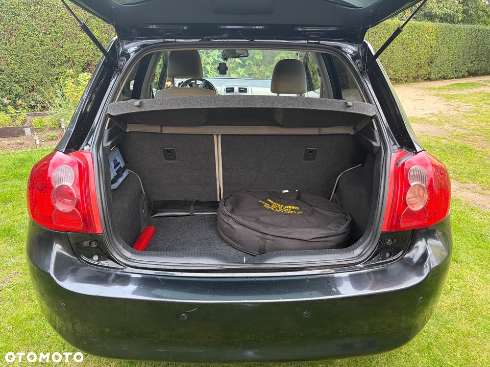 Toyota Auris 1.6 VVT-i Prestige MM - 5