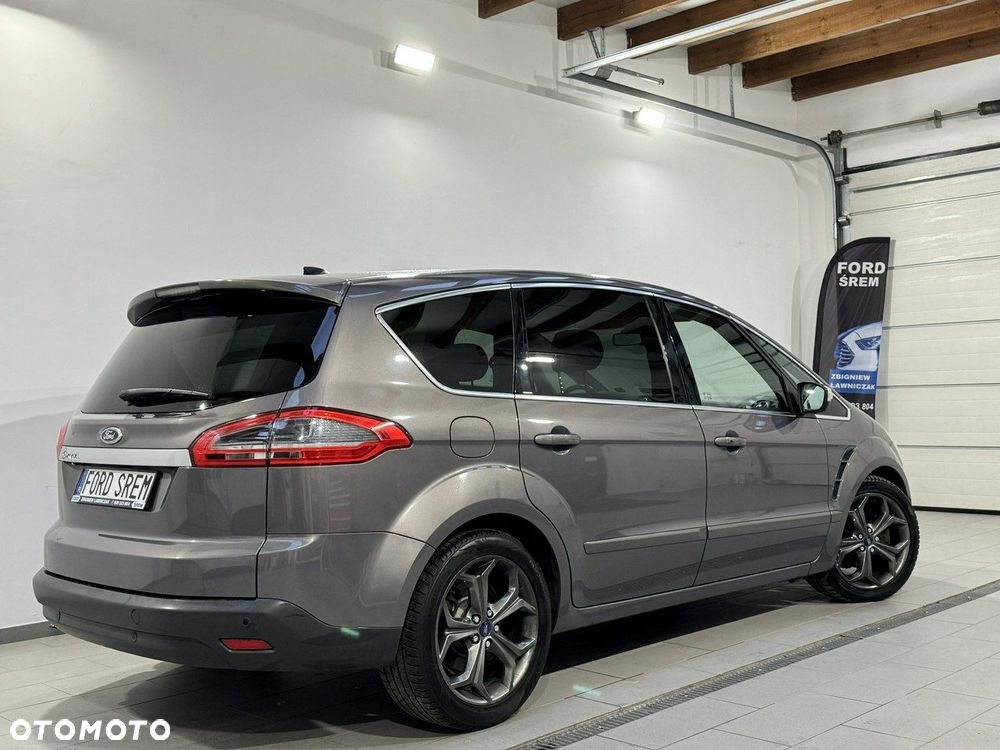 Ford S-Max - 10