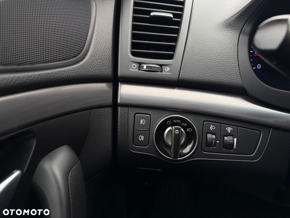 Hyundai i40 Kombi 2.0 Premium - 12