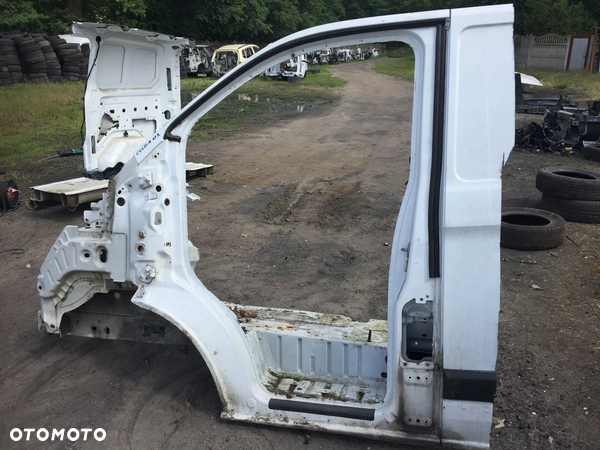 FORD TRANSIT CUSTOM 17R ĆWIARTKA LEWA PRZÓD