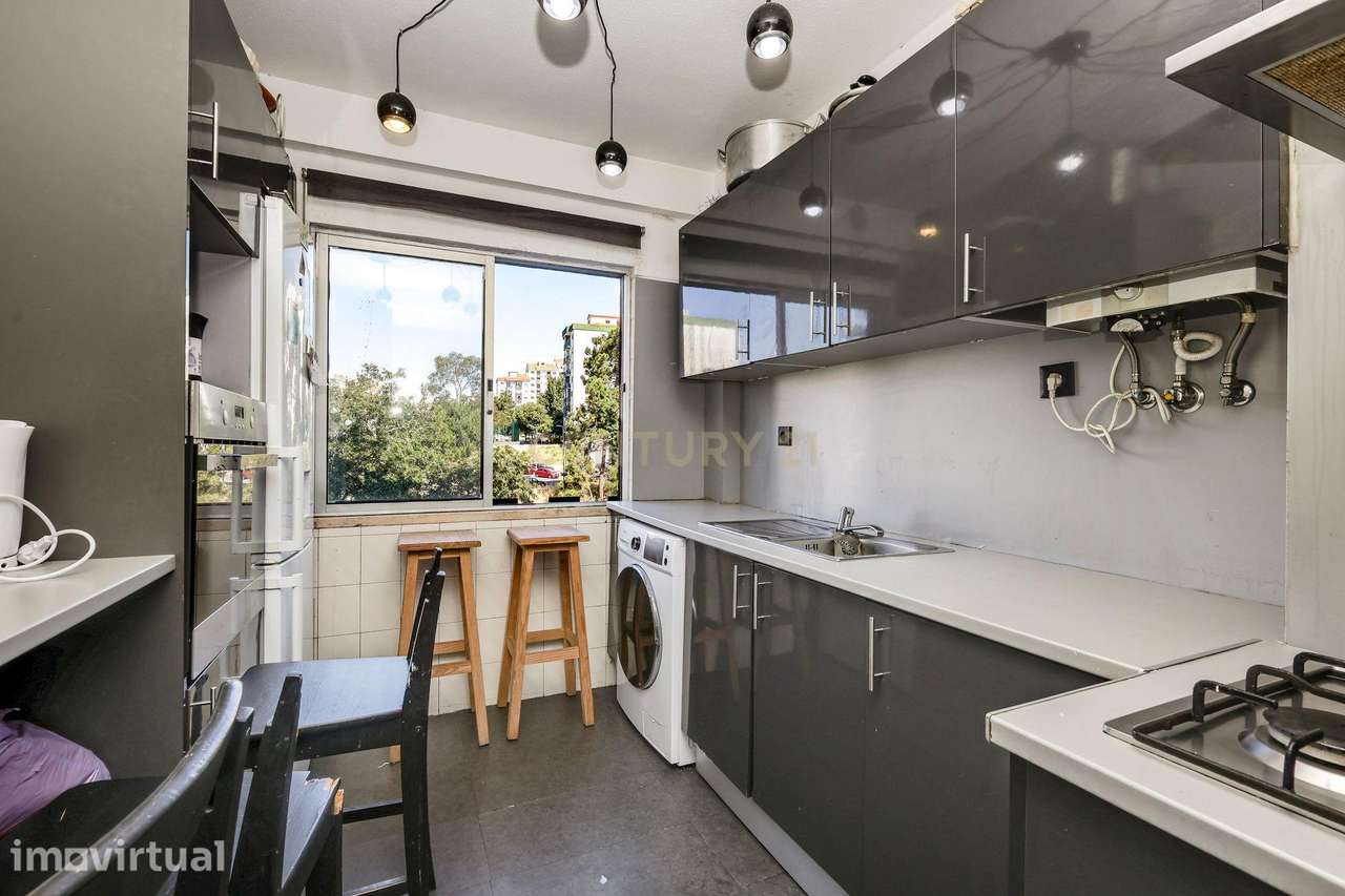 Apartamento T2 na Rinchoa - Rio de Mouro - Grande imagem: 3/19