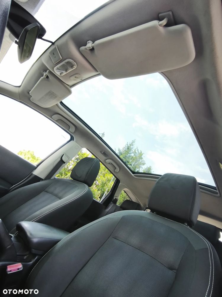 Nissan Qashqai+2 2.0 Acenta - 5
