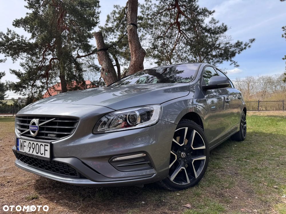 Volvo S60 - 1