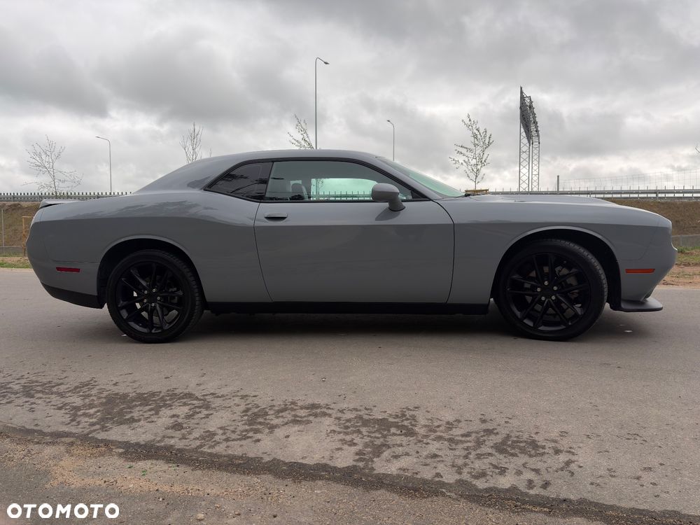 Dodge Challenger 3.6 GT AWD - 4