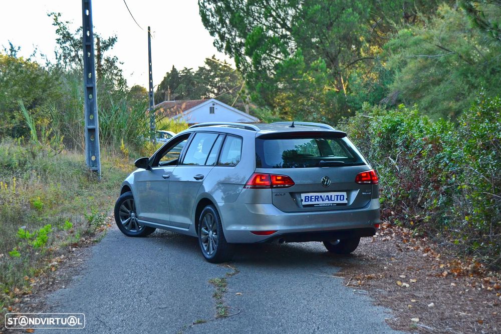 VW Golf Variant 1.6 TDi Trendline DSG - 4