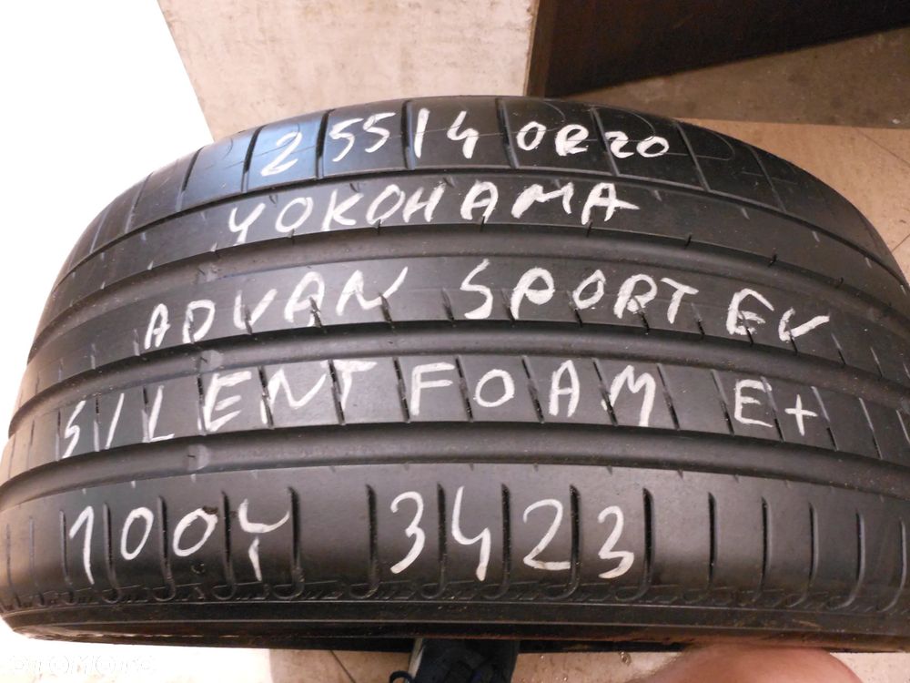opona pojedyńcza 255/40r20 yokohama advan sport ev silent foam E+ 7mm lato - 1