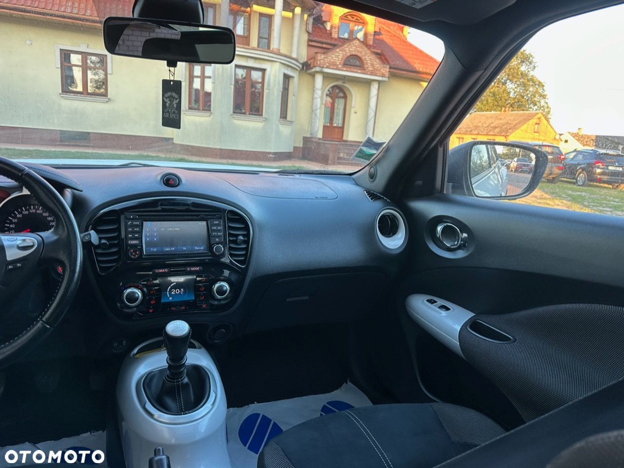 Nissan Juke 1.2 DIG-T Tekna - 14
