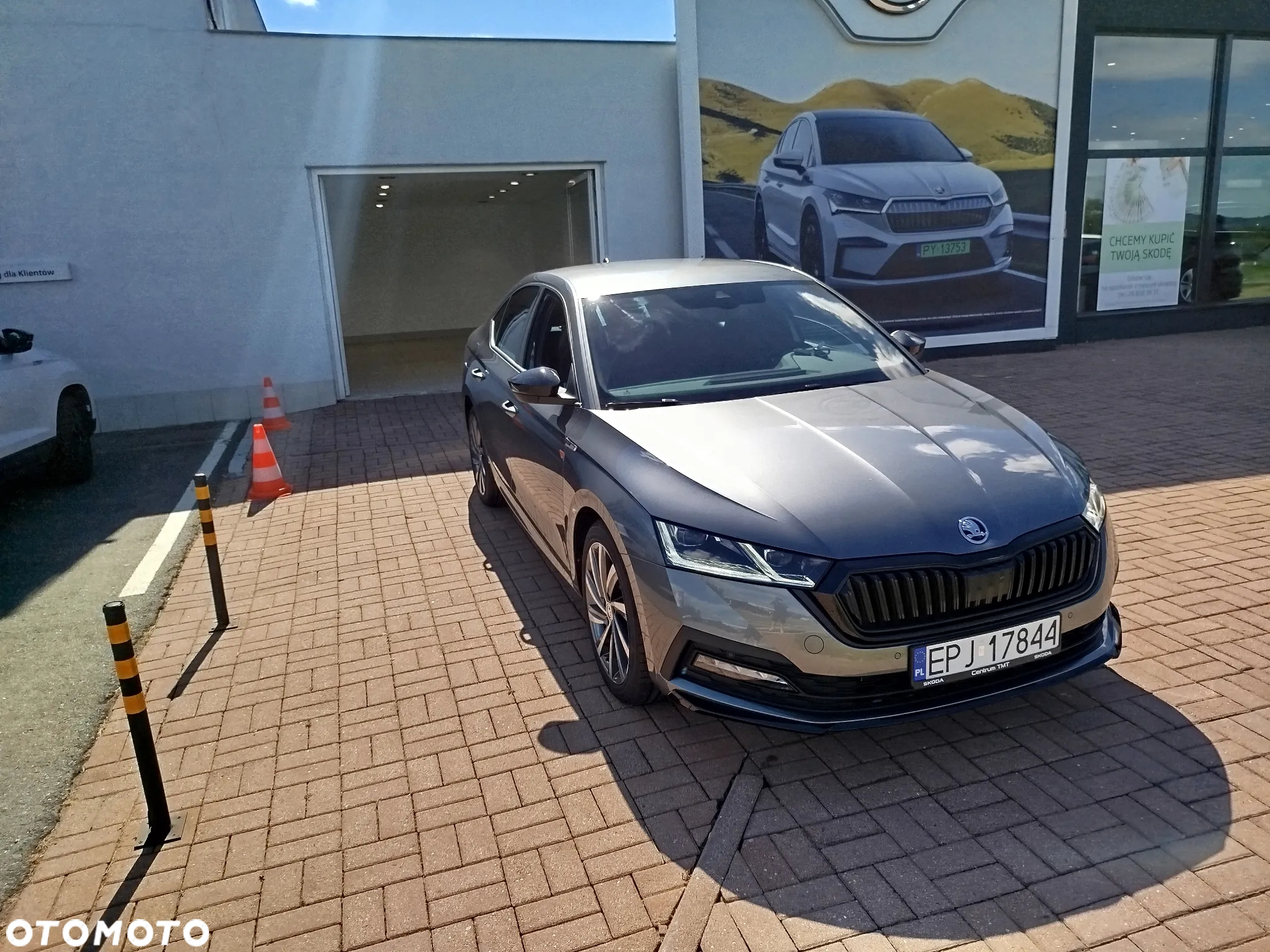 Skoda Octavia 1.5 TSI Sportline - 16