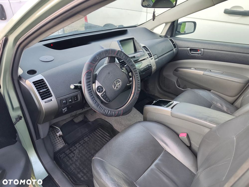 Toyota Prius 1.5 VVT-i Sol (nav) - 3
