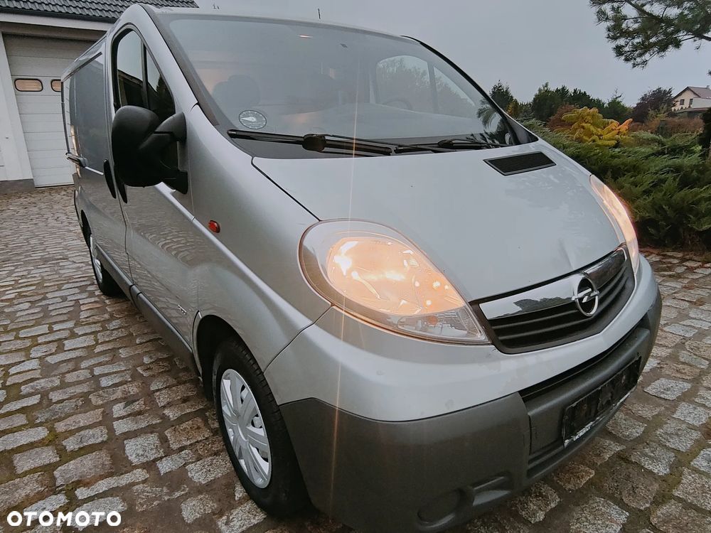 Opel Vivaro 2.0 CDTI 115 kM - 8