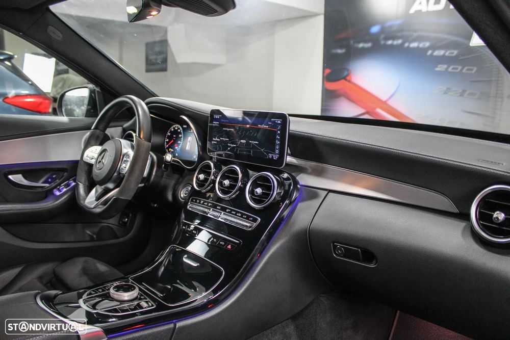 Mercedes-Benz C 220 d Station 9G-TRONIC Night Edition - 27