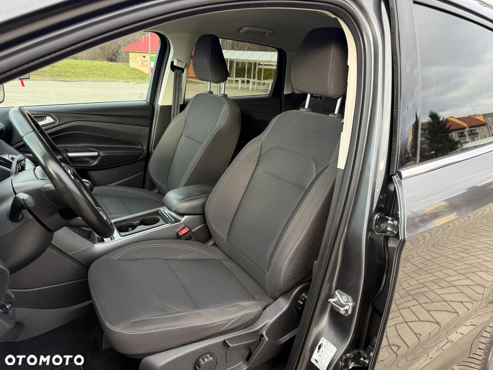 Ford Kuga 2.0 TDCi 4x4 Trend - 12