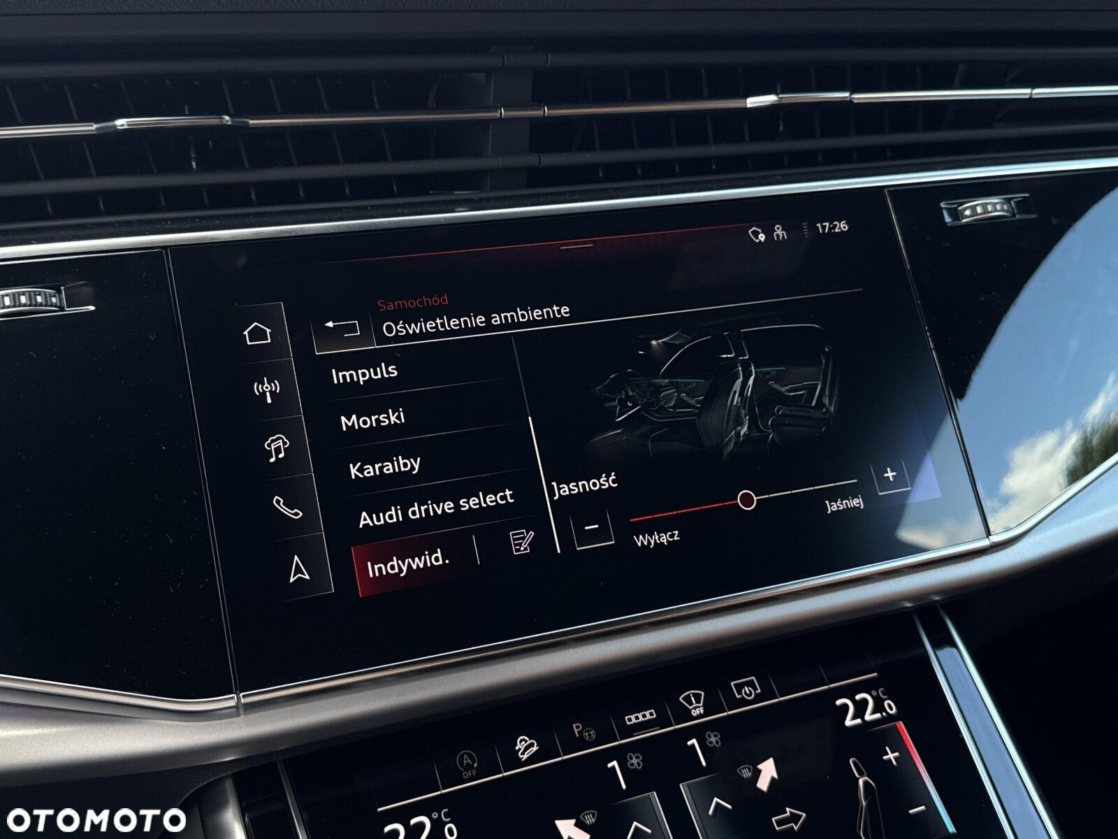 Audi Q8 - 32
