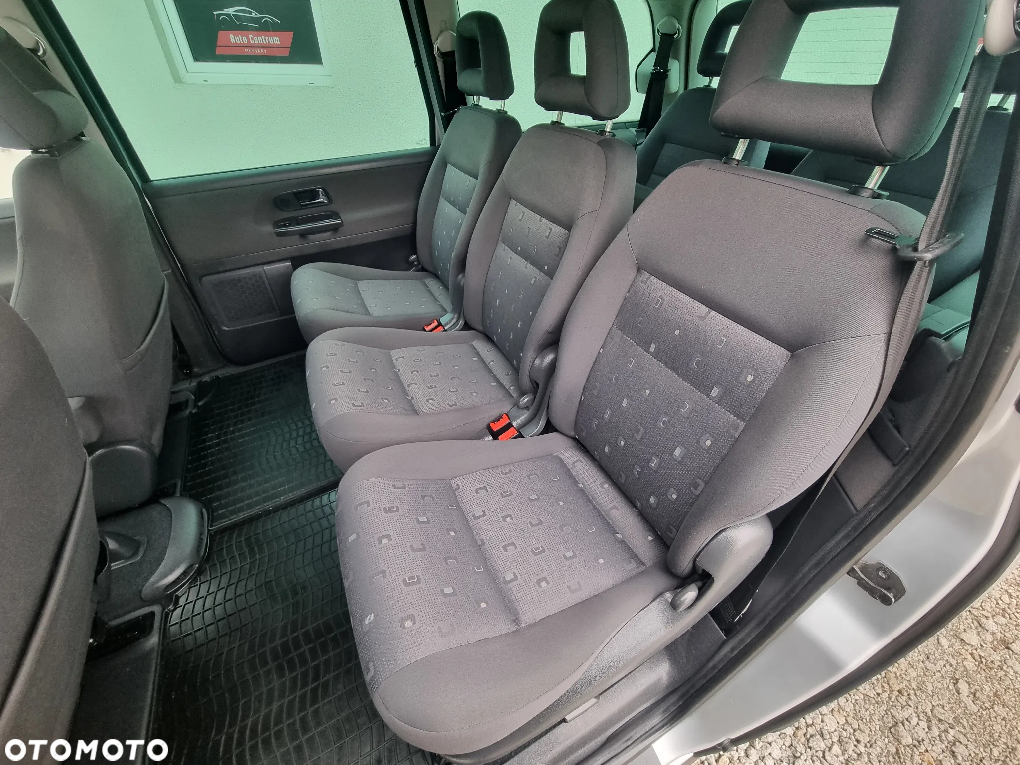 Volkswagen Sharan 1.9 TDI Exclusive Edition II - 16