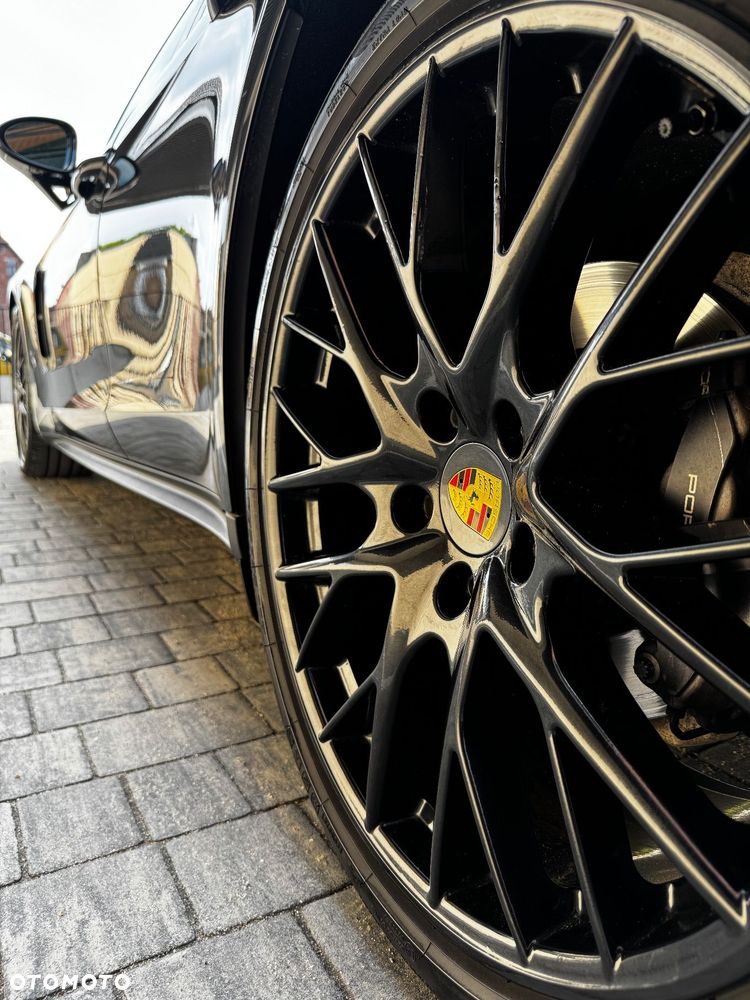 Porsche Panamera 4 - 6