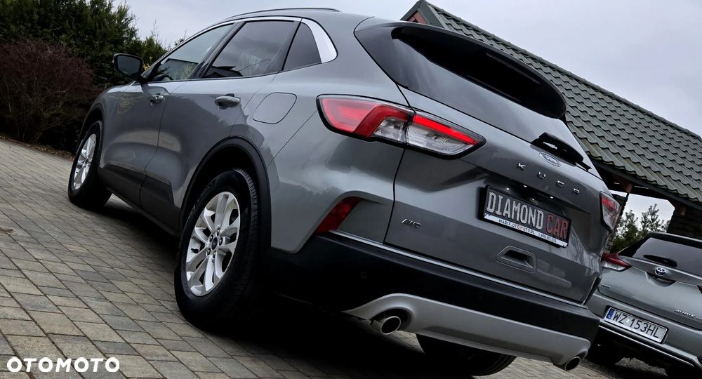 Ford Kuga 2.0 EcoBlue 4x4 TITANIUM X - 19