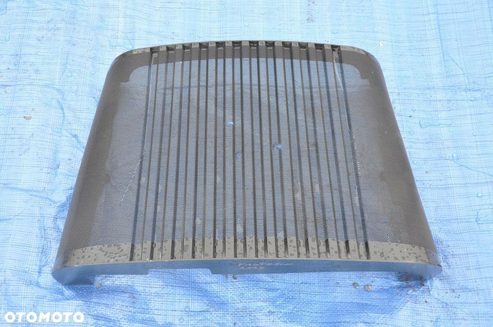 GRILL ATRAPA  MASKA PRZÓD JCB FASTRAC 2135 - 1