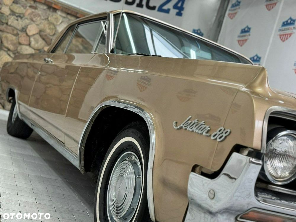 Oldsmobile Inny - 36