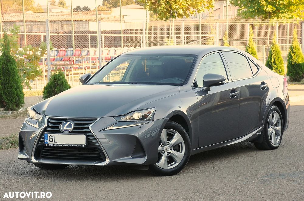 Lexus Seria IS 300h Aut. Business - 9