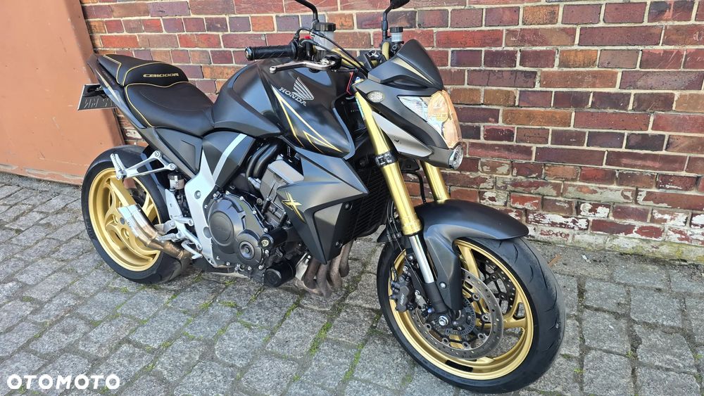 Honda CB - 23