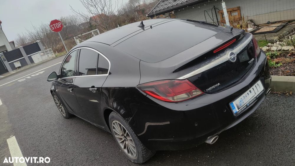 Opel Insignia 2.0 Turbo Cosmo - 3