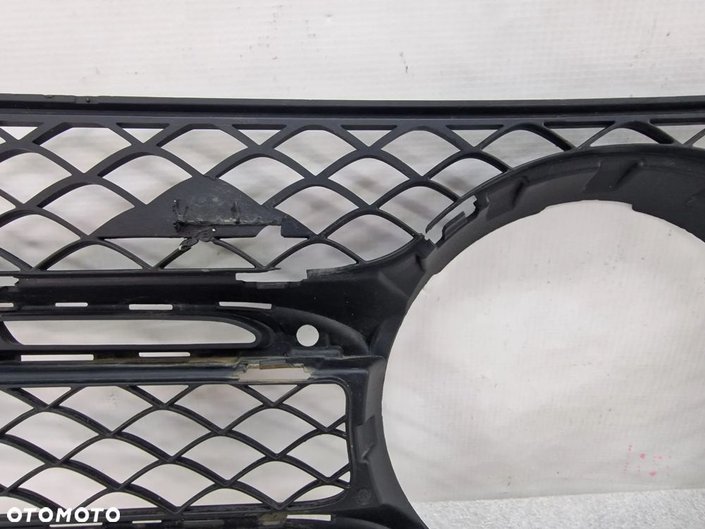 MERCEDES GLE W166 AMG POD KAMERE 15- ATRAPA / GRILL PRZEDNI PRZÓD , NR A1668880260 , NR AUKCJI N799 - 18