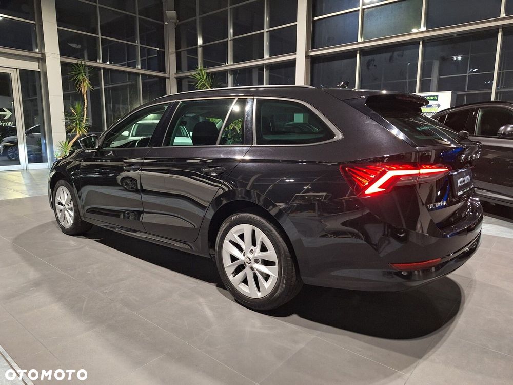 Skoda Octavia 2.0 TDI Ambition - 9