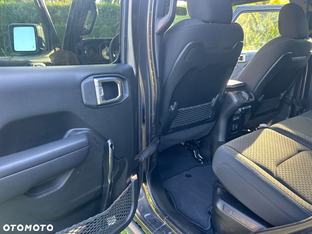 Jeep Wrangler Unlimited 2.0 Turbo PHEV 4xe Rubicon - 38