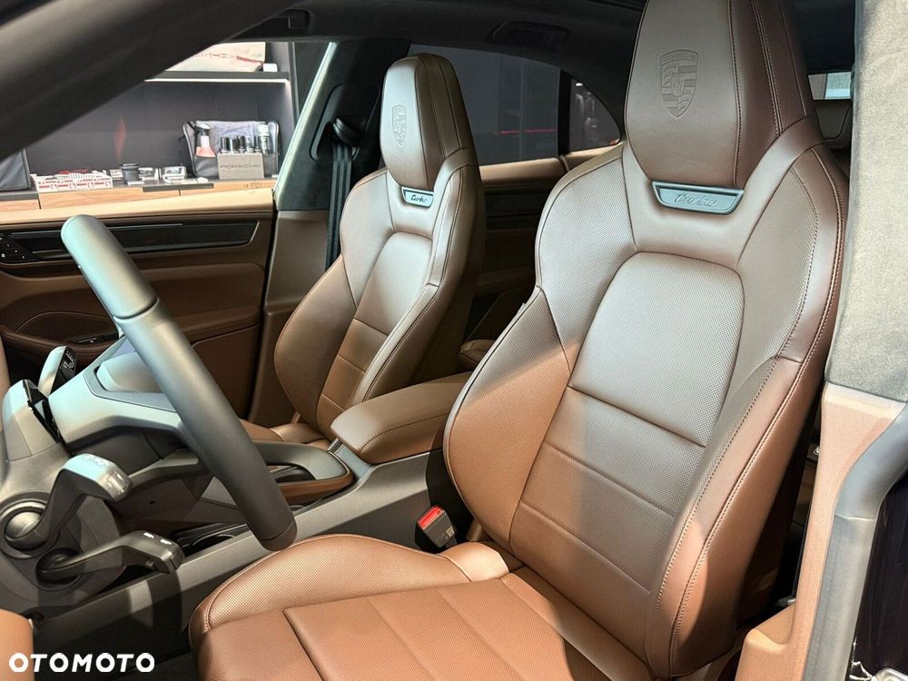 Porsche Macan - 10
