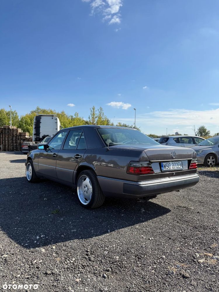 Mercedes-Benz W124 (1984-1993) - 4