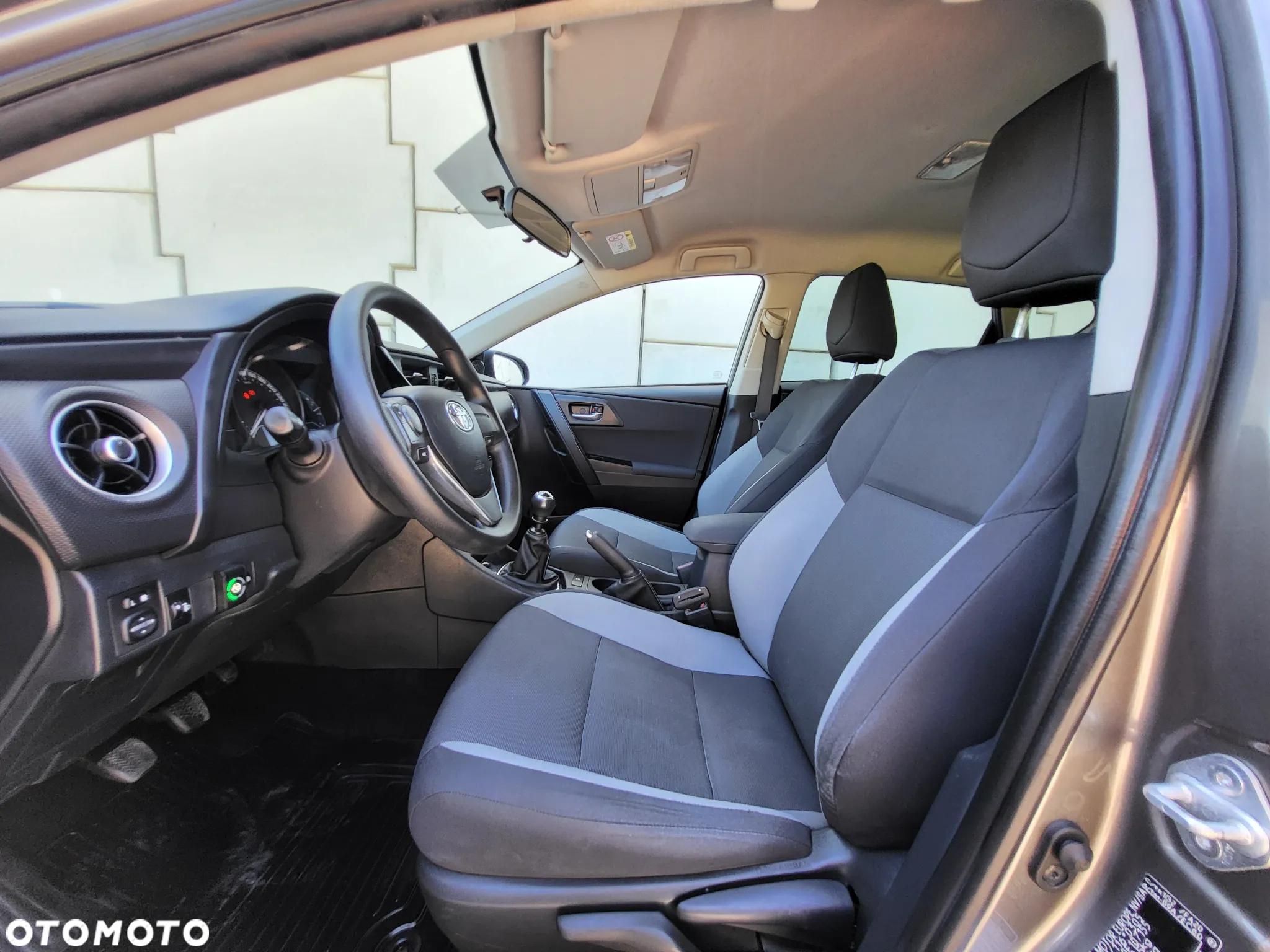 Toyota Auris - 7