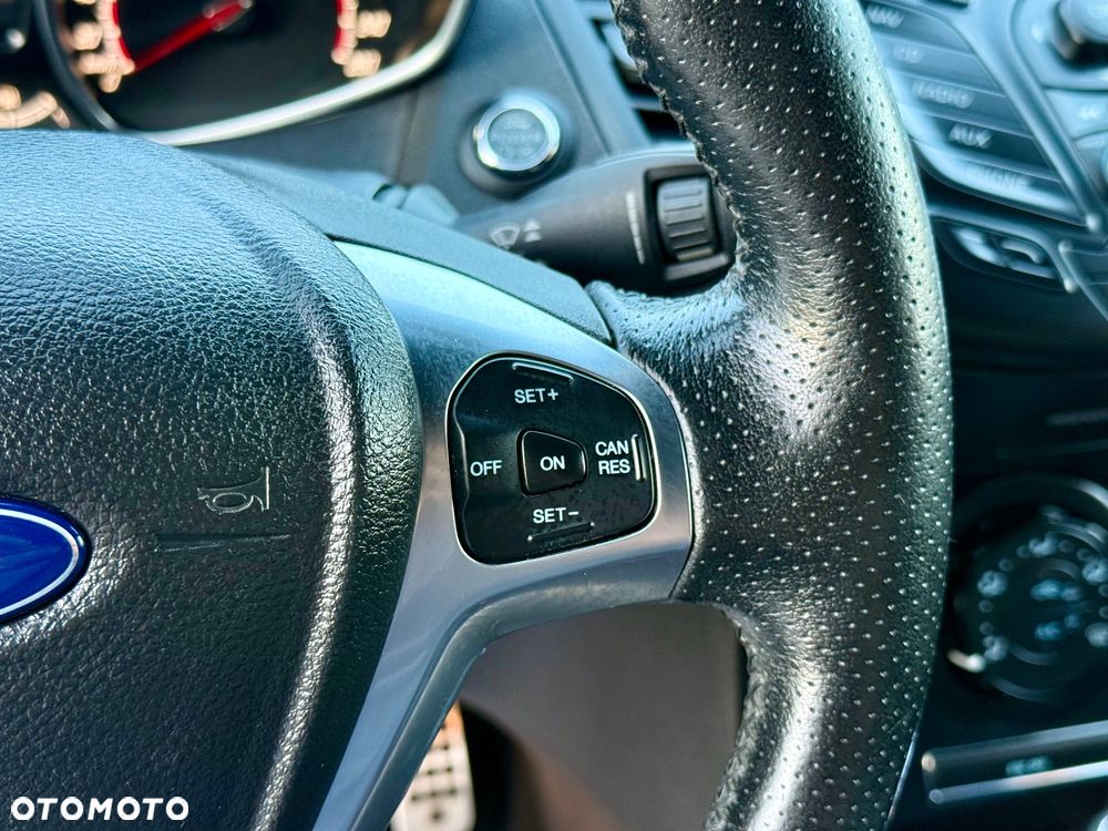 Ford Fiesta 1.6 EcoBoost ST - 18