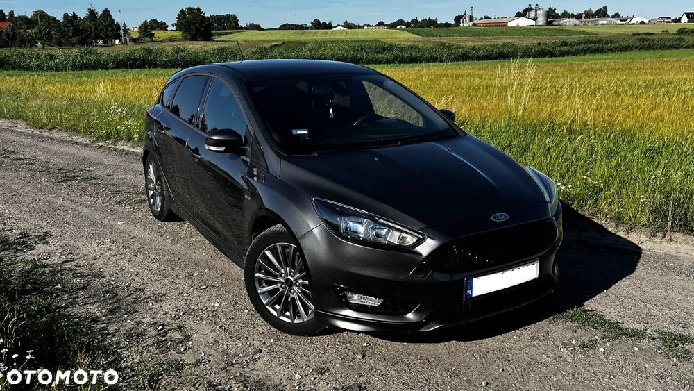Ford Focus 1.5 EcoBoost STart-Stopp-System ST-LINE - 2