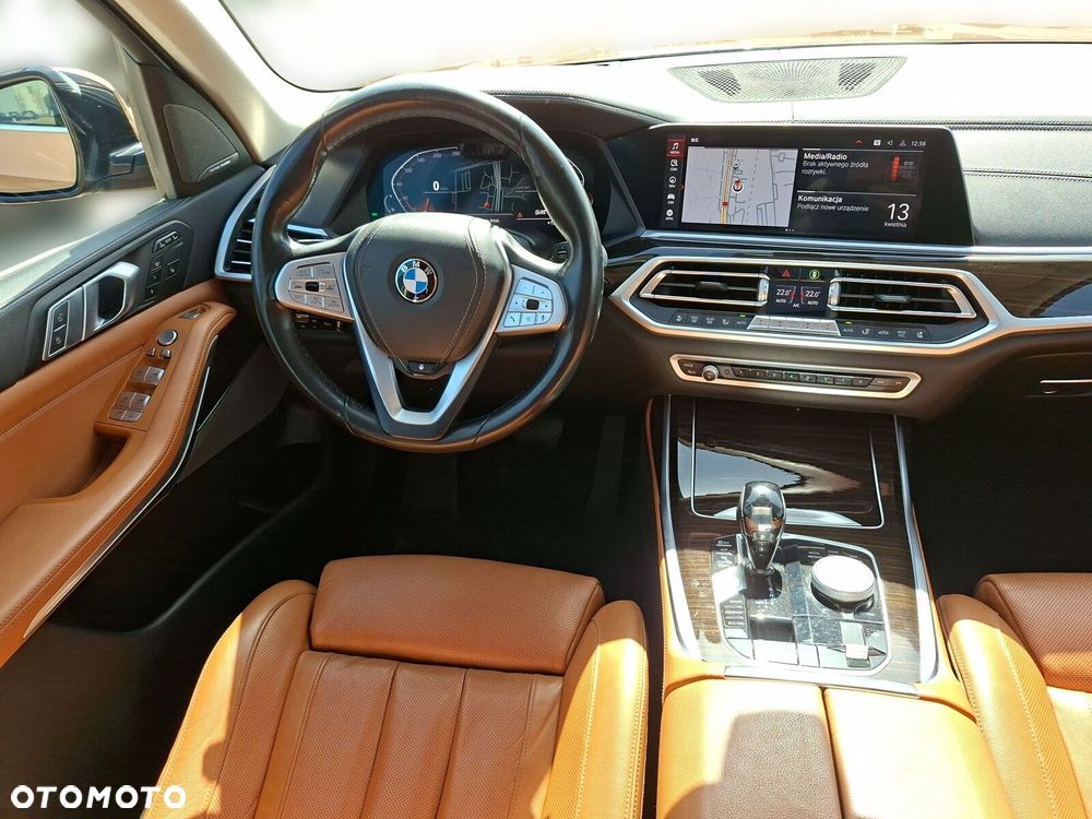 BMW X7 xDrive40i - 11