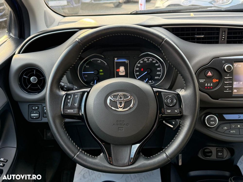 Toyota Yaris - 6