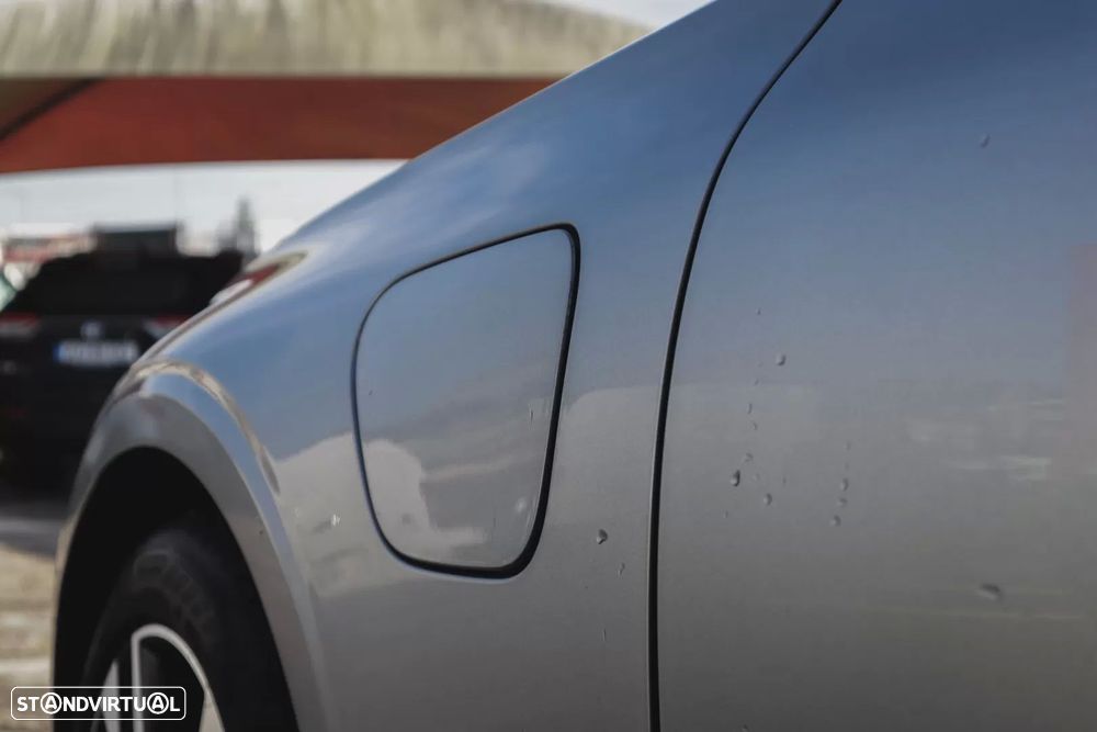 Volvo V60 2.0 T6 AWD TE R-Design - 18