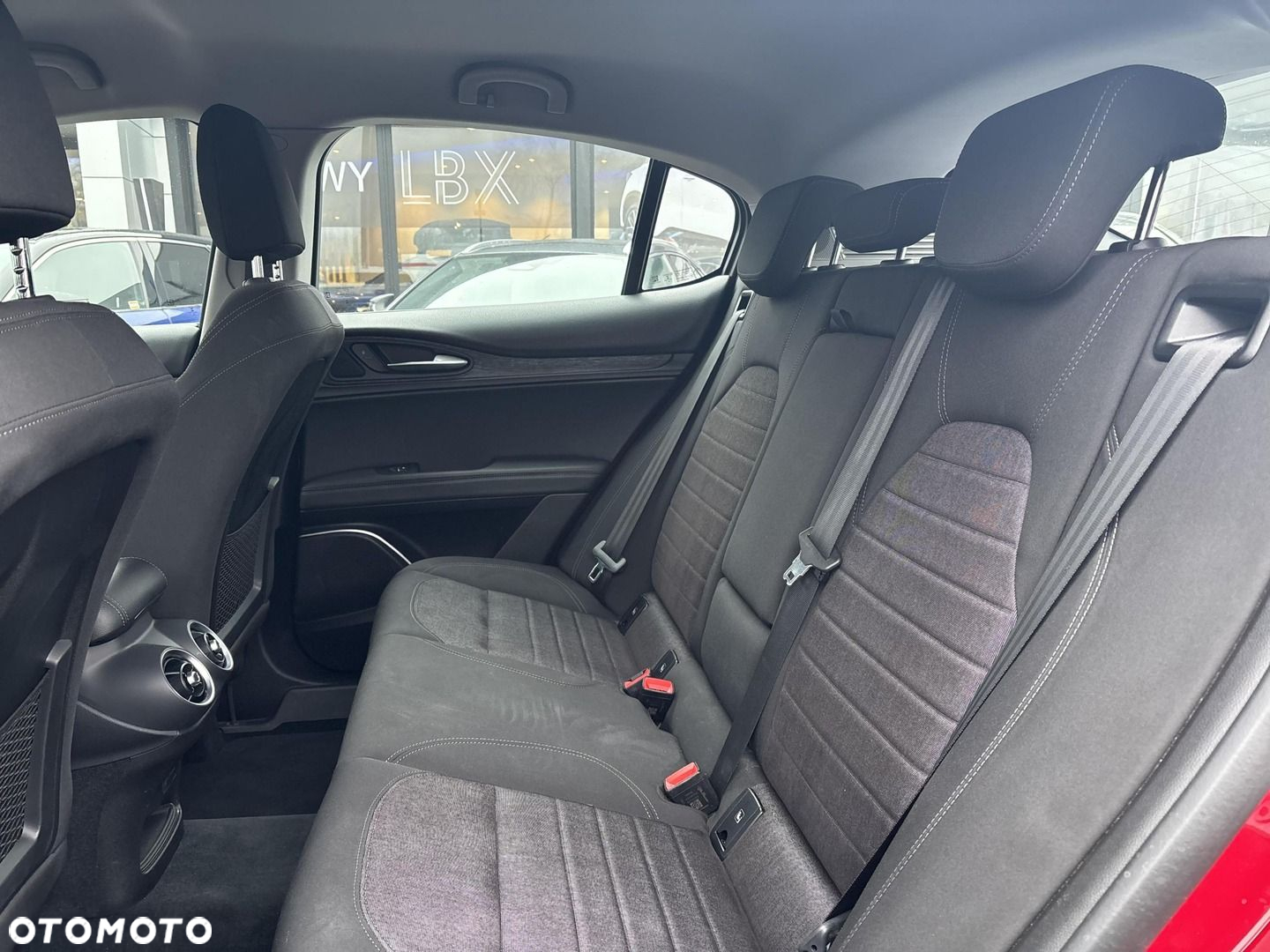Alfa Romeo Stelvio - 20