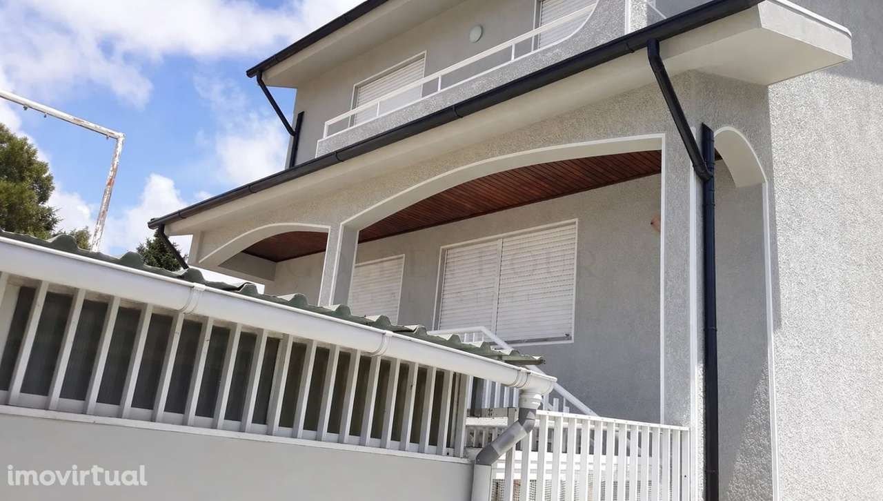 Moradia T4 em Valadares - Grande imagem: 2/23