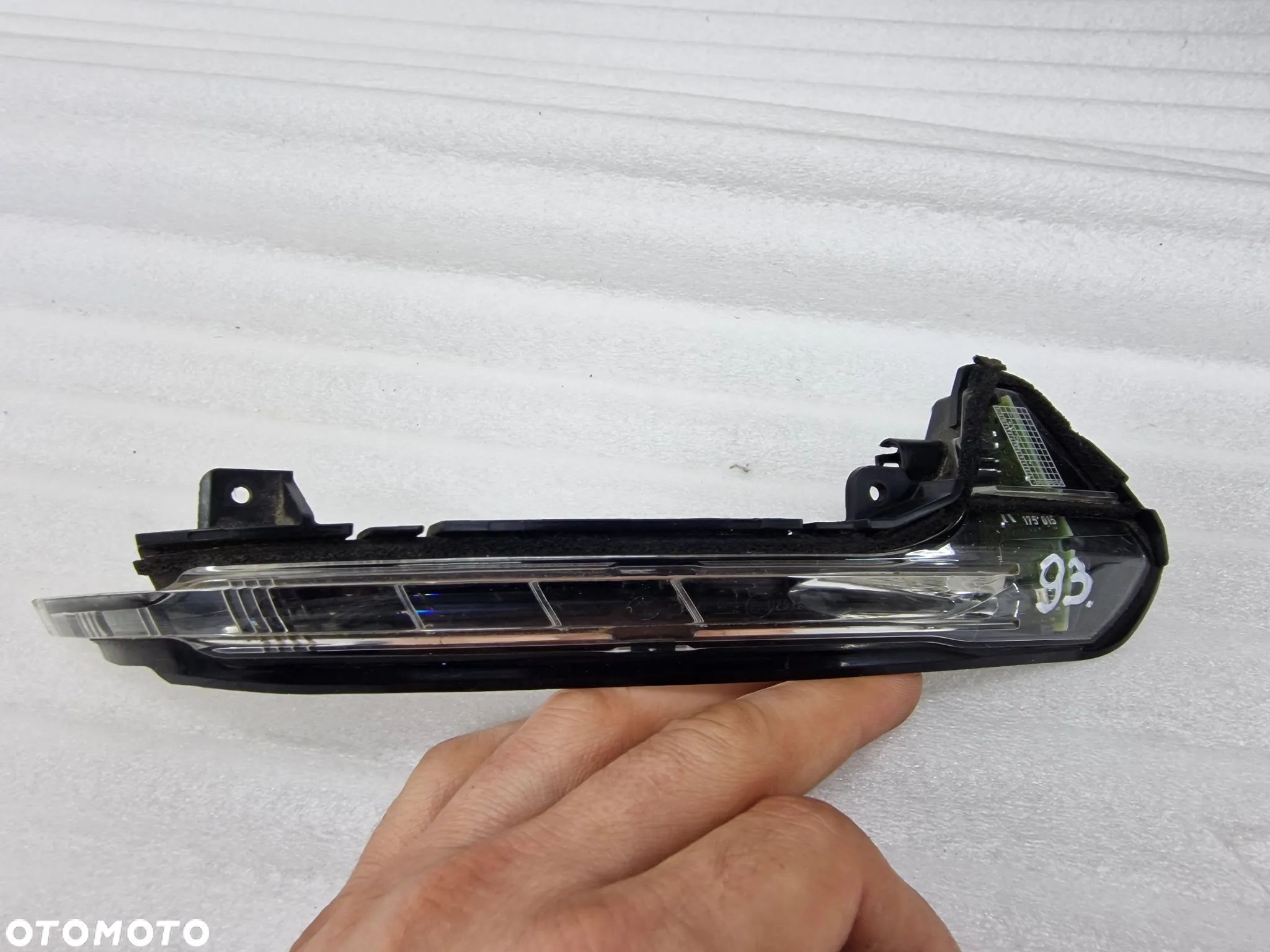 AUDI A6 C7 / C7 LIFT 4G0 10-18 PRAWY KIERUNKOWSKAZ , NR 4G5949102 , NR AUKCJI H93 - 1
