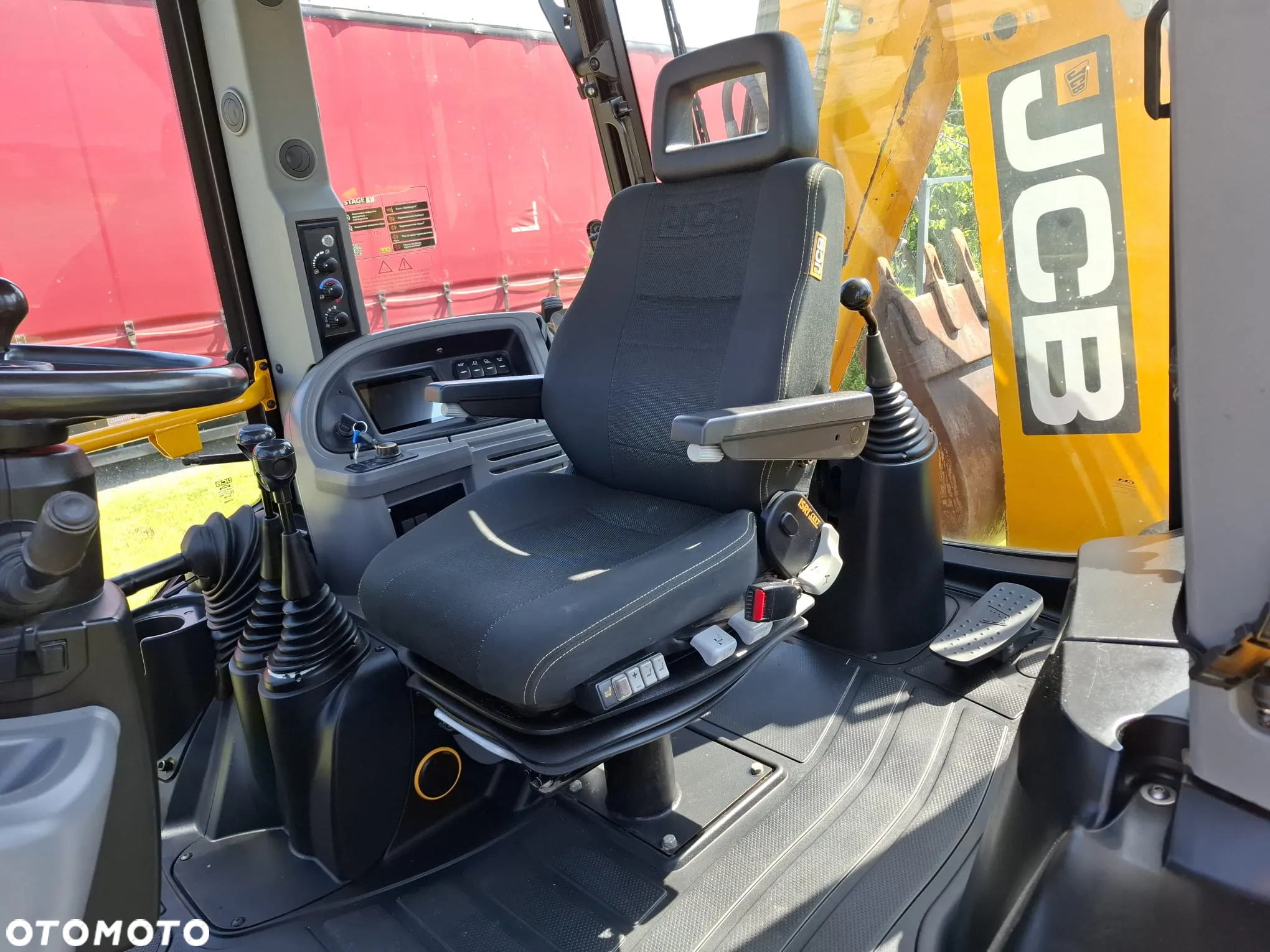 JCB 4CX - 34