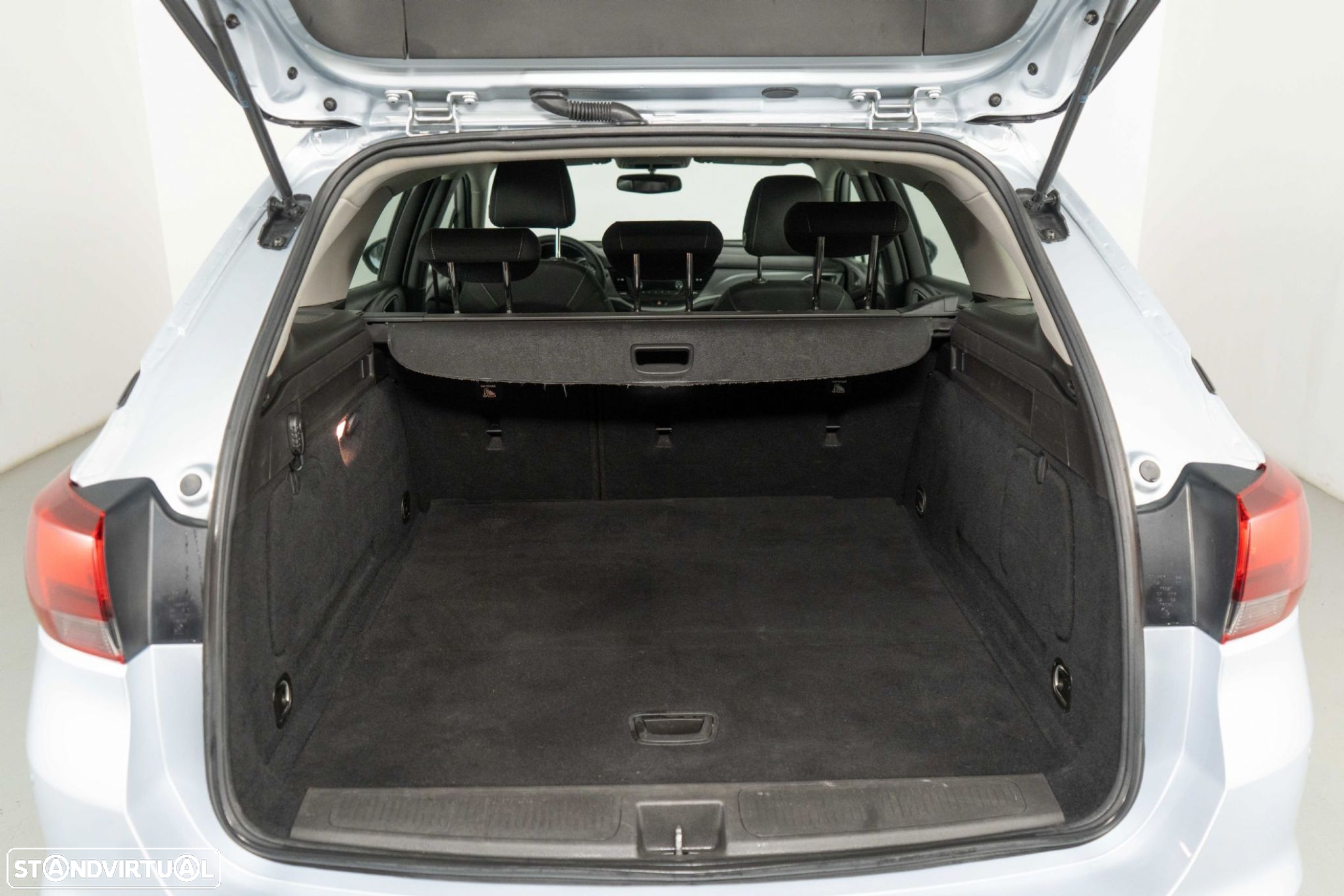 Opel Astra Sports Tourer 1.6 CDTI Business Edition S/S - 11