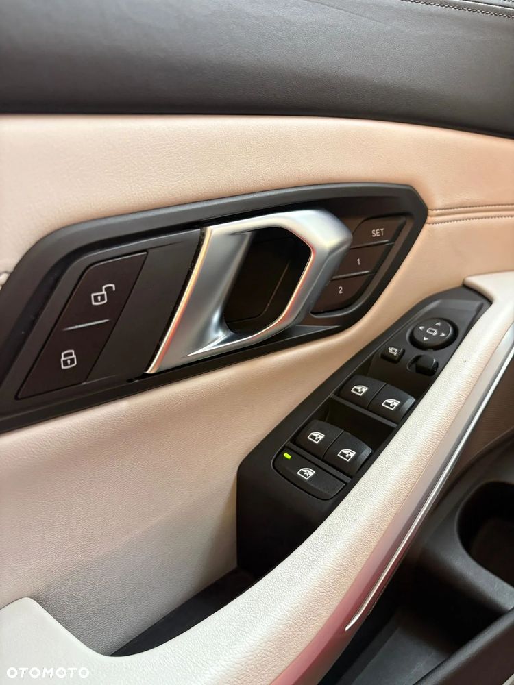 BMW M3 Competition xDrive sport - 15