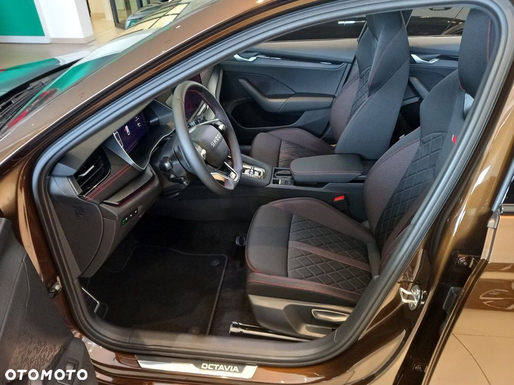 Skoda Octavia 2.0 TSI RS DSG - 5