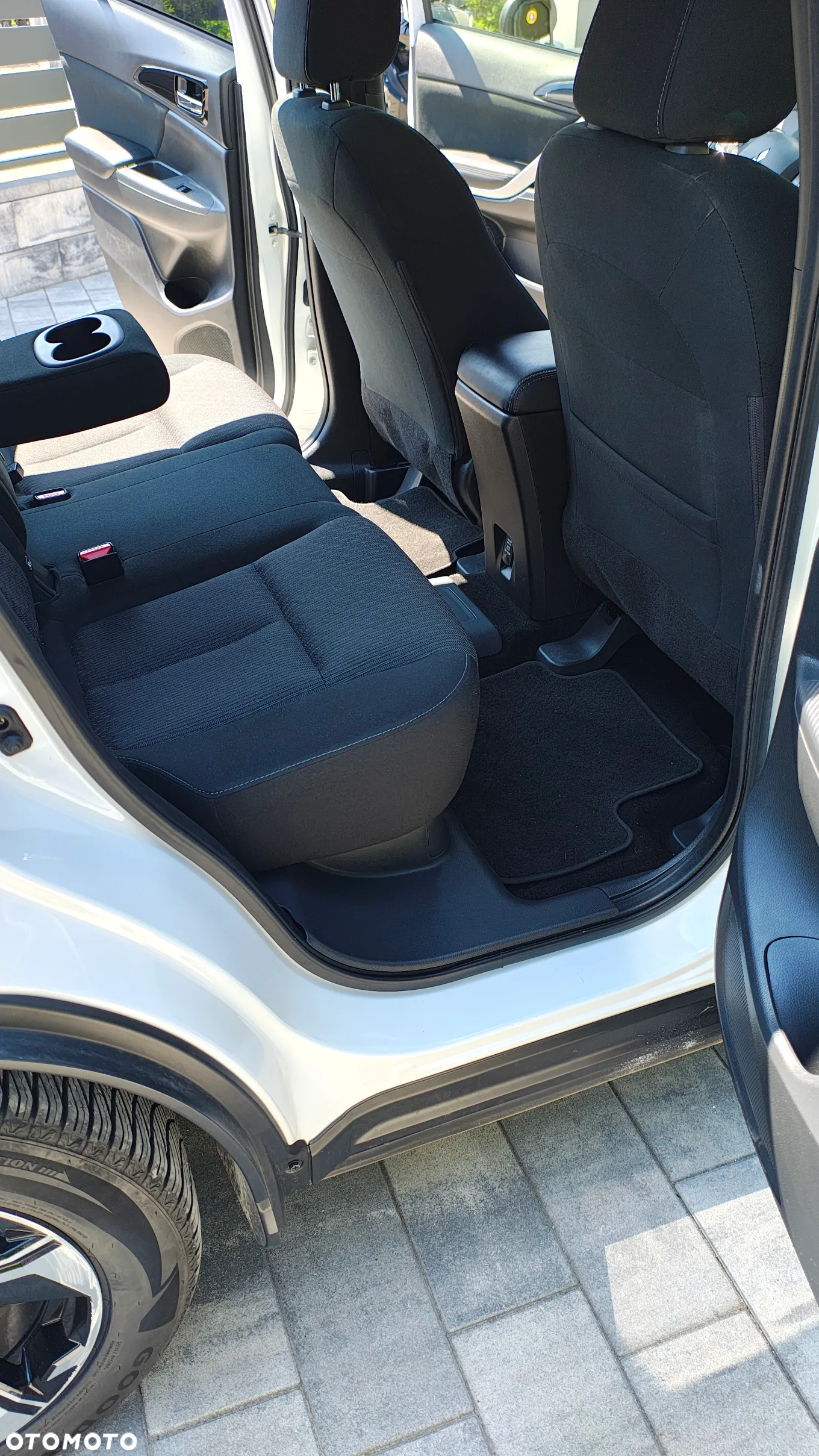 Mitsubishi Eclipse Cross 2.4 PHEV Instyle Plus - 24