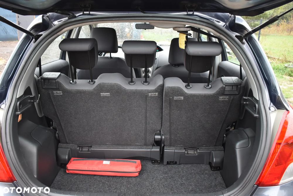 Toyota Yaris 1.33 VVT-i Life - 21