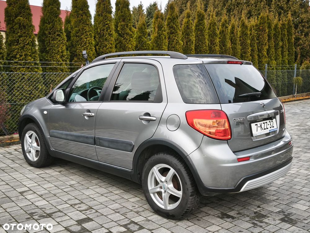 Suzuki SX4 Classic 1.6 VVT 4x4 Style - 5